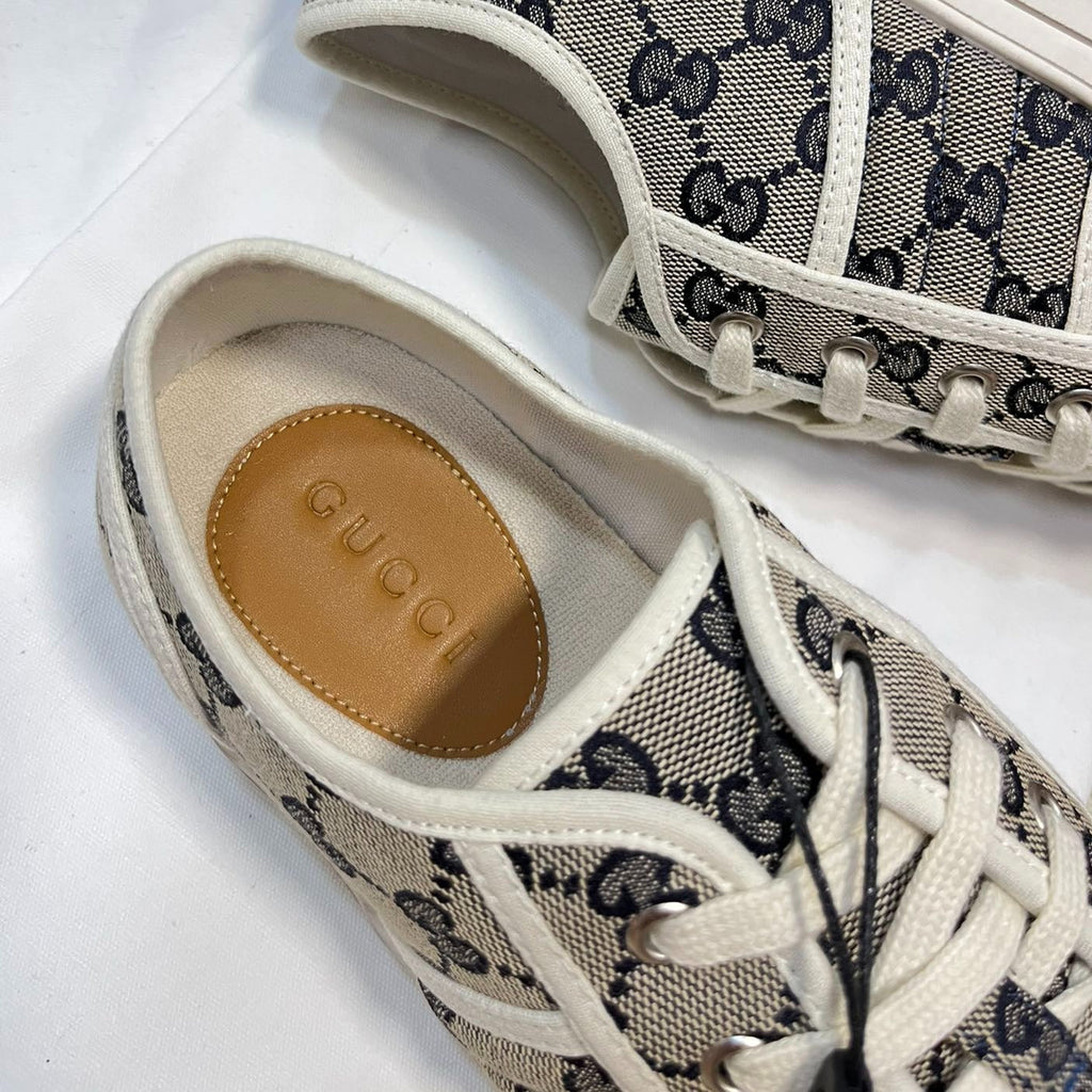 Gucci Sneaker Julio Canvas Sneakers Black Caro