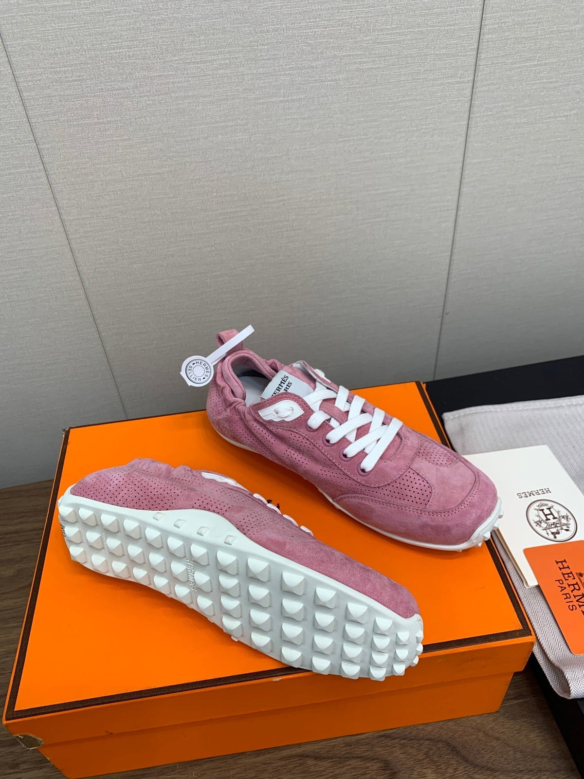 Hermes Skateboard Shoes Dark Pink Suede