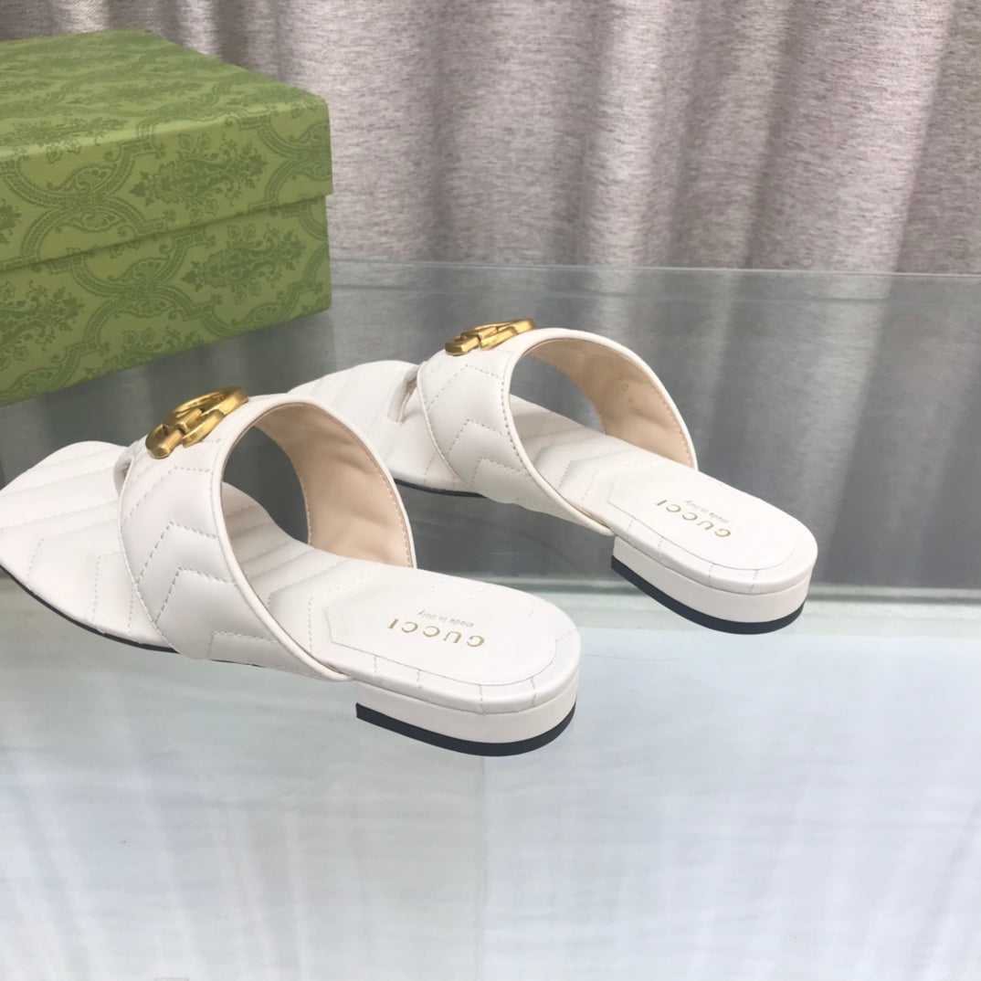 Gucci Marmont Logo - Embellished Mattelasse Leather Sandal in White