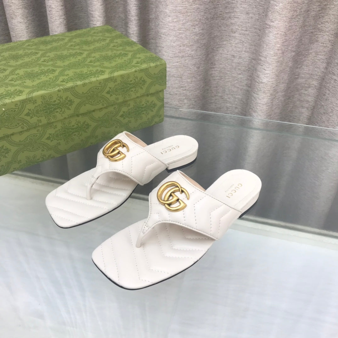 Gucci Marmont Logo - Embellished Mattelasse Leather Sandal in White