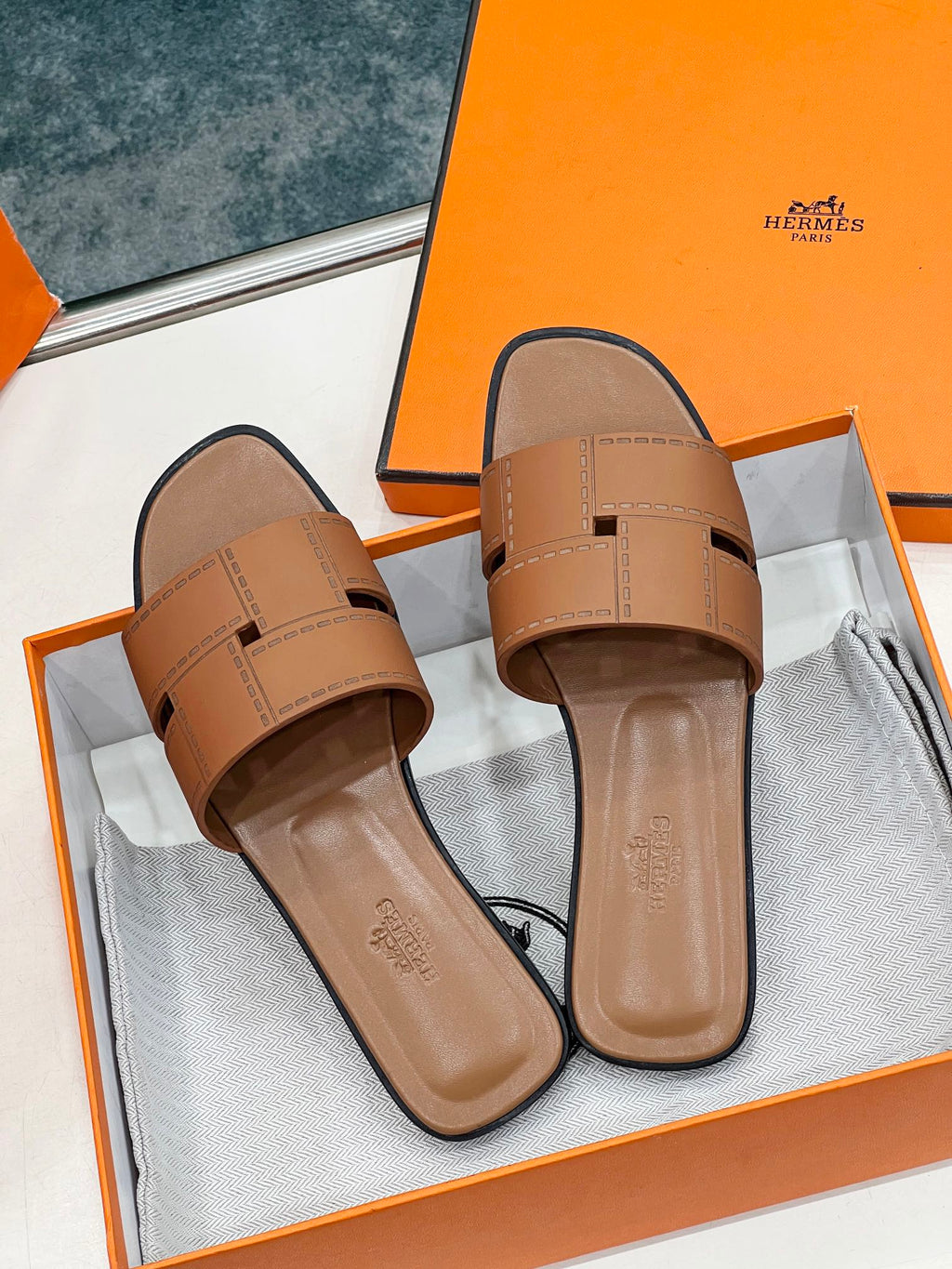 Hermes Idioma Sandal in Bronze Brown Calfskin