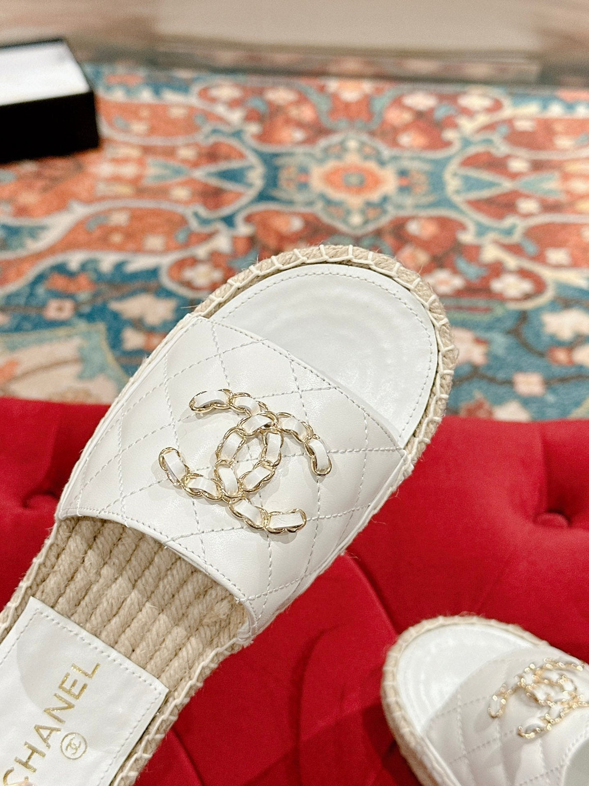 Chanel Flat Slippers in White Lambskin and Woven with Logo