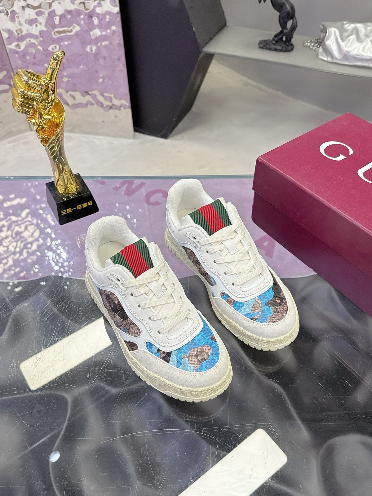 Gucci 26S Sneaker in White and Blue Calfskin