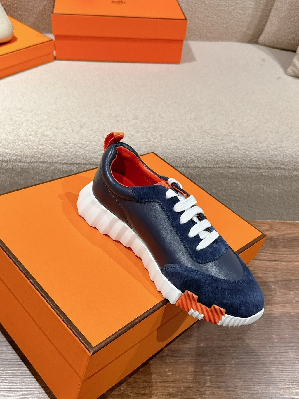Hermes Mainland Sneaker in Navy Blue Suede and Calfskin 959294