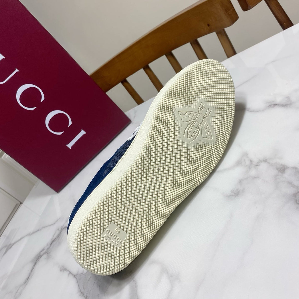 Gucci 26S Sneaker in Navy Blue Suede and Fabric