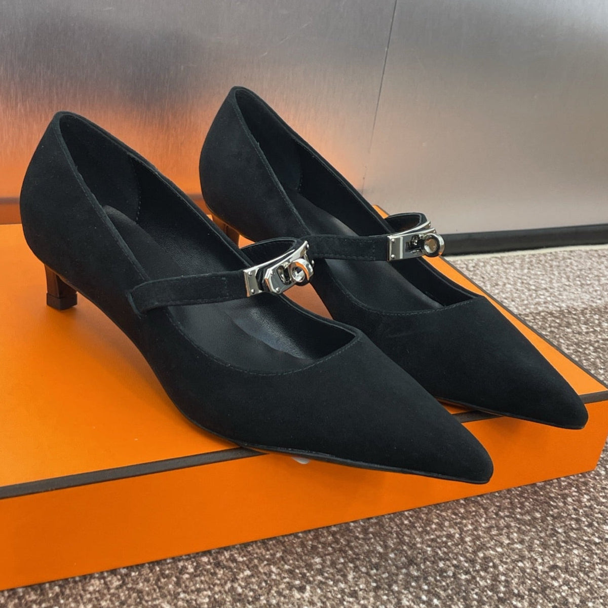Hermes Kiara 40 mm Pump in Black Suede