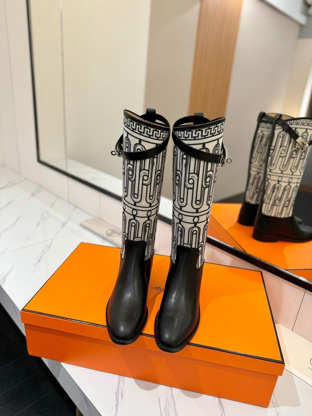 Hermes Jumping Boot 2 cm in Black Calfskin and Black Mix White Fabric