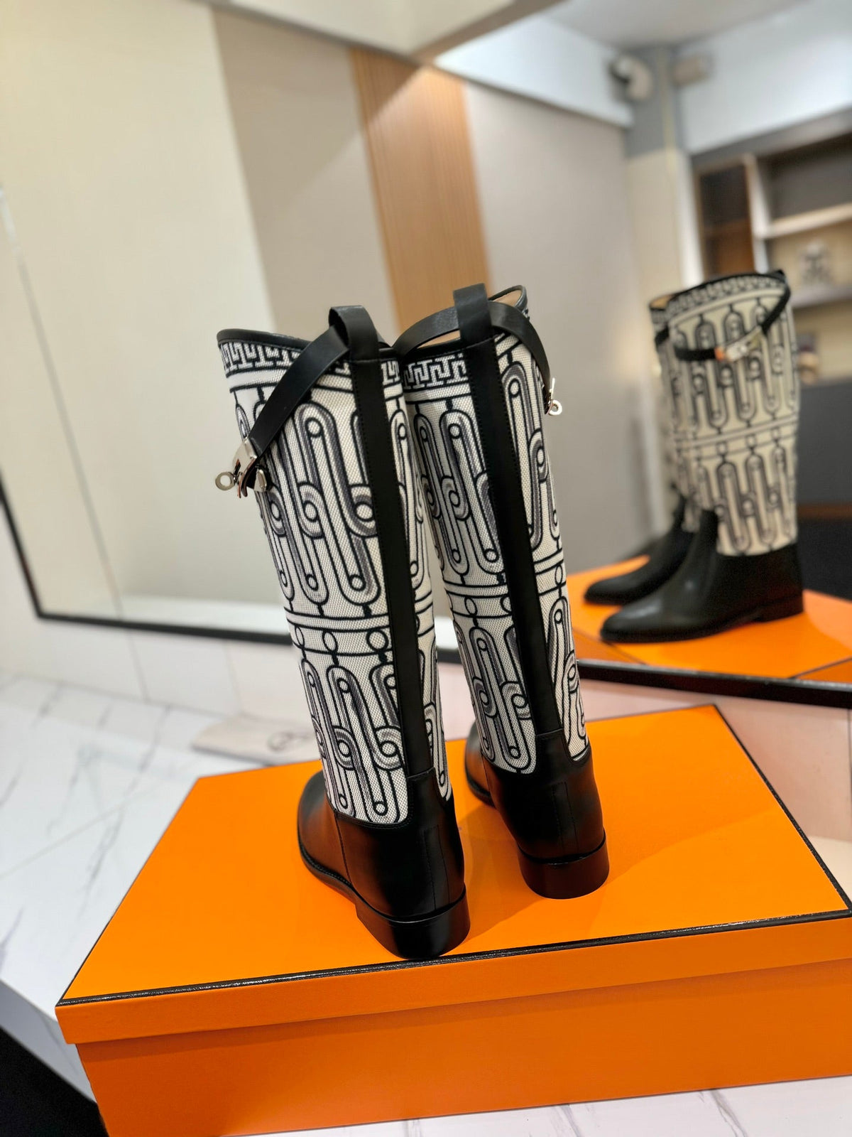 Hermes Jumping Boot 2 cm in Black Calfskin and Black Mix White Fabric
