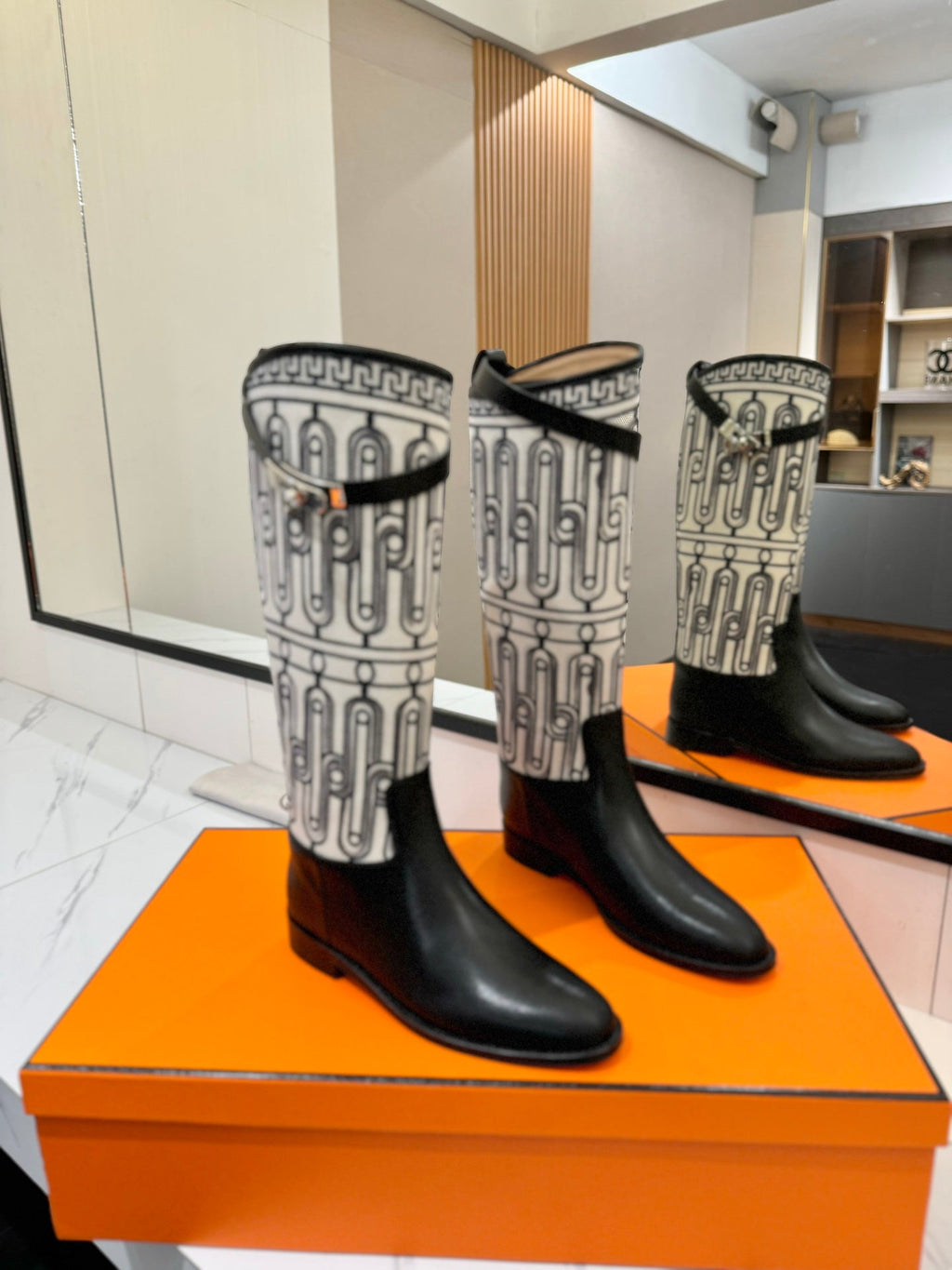 Hermes Jumping Boot 2 cm in Black Calfskin and Black Mix White Fabric