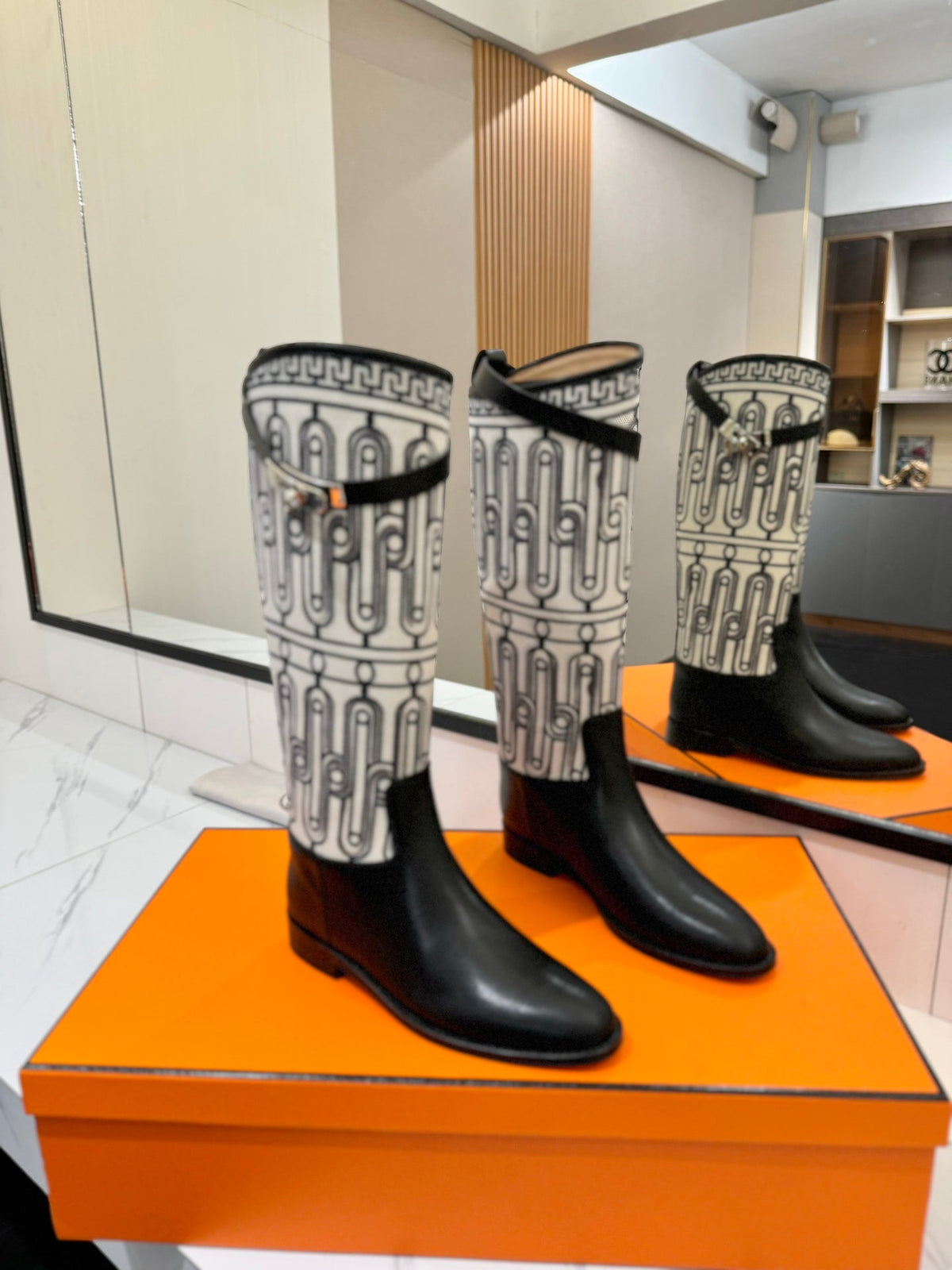 Hermes Jumping Boot 2 cm in Black Calfskin and Black Mix White Fabric