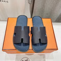 Hermes Izmir Sandal Berry Lambskin